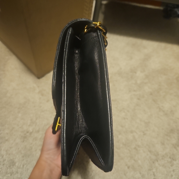 Chanel Lambskin Small Single Flap bag - Picture 4 of 11